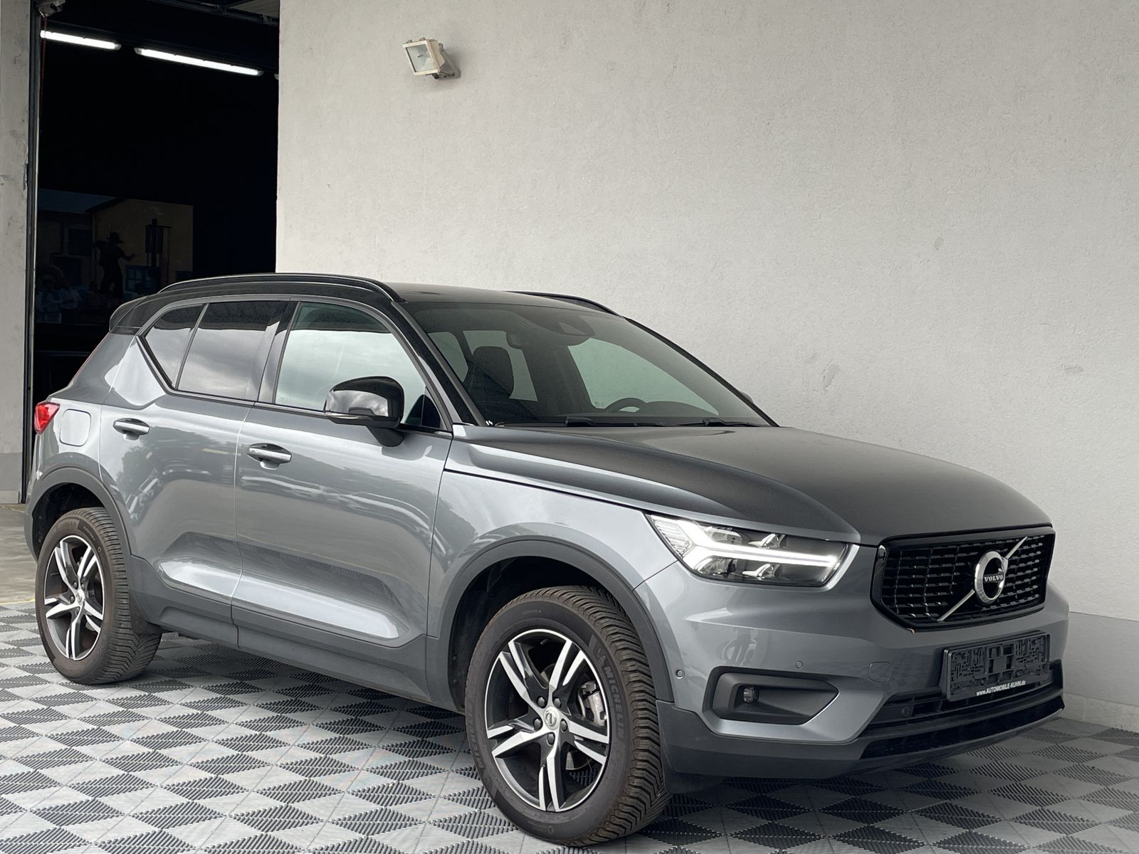 Volvo XC40 R-DESIGN 2WD NUR 23.180KM R.KAM NAVI LED foto 10