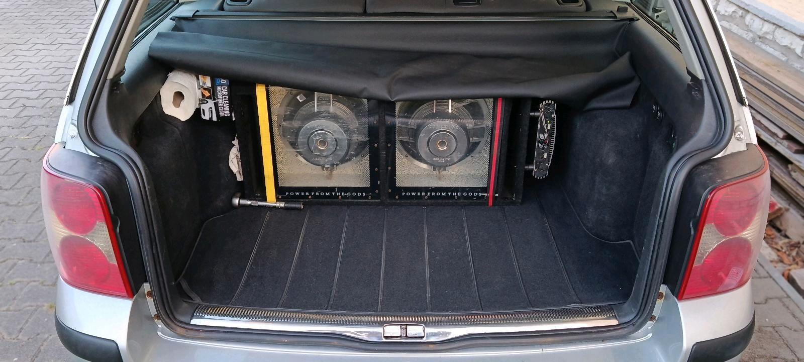 Volkswagen Passat 2004 — photo 9