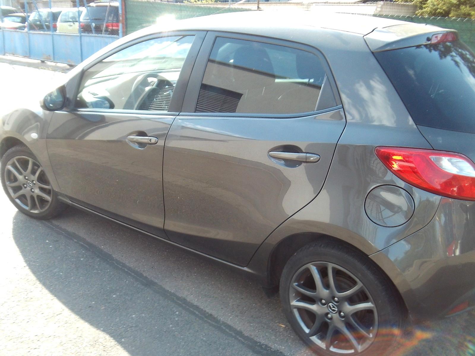 Mazda 2