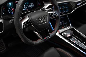 2025 AUDI RS6 缩略图 17