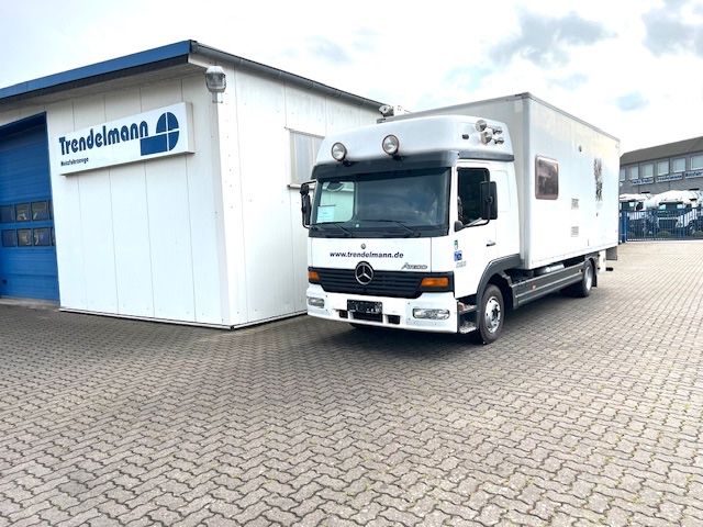 Mercedes-Benz Atego 823 Schlafkabine LBW Heckgarage