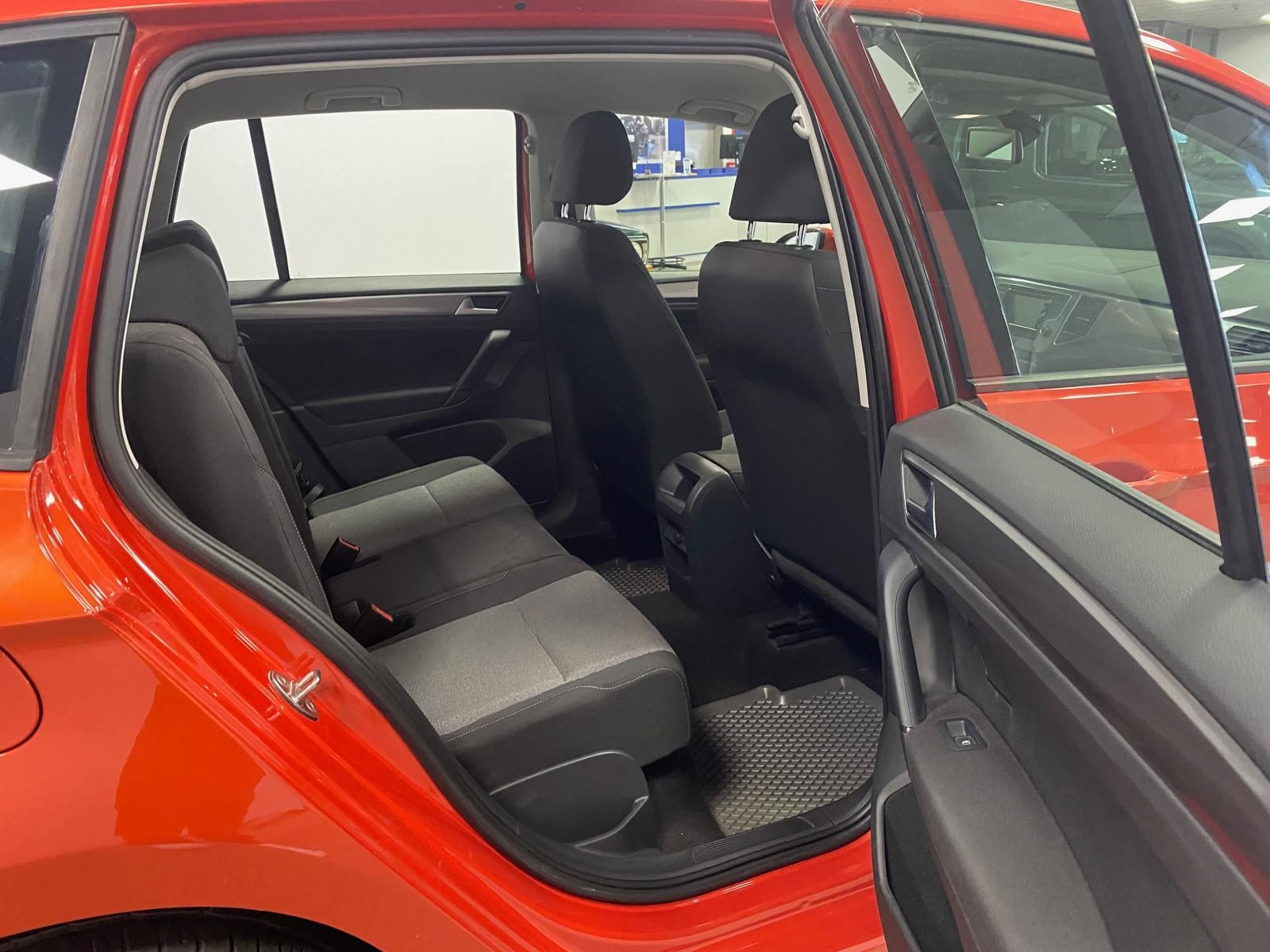 Fahrzeugabbildung Volkswagen Golf Sportsvan 1.2 TSI Trendline BMT/Start-Stopp