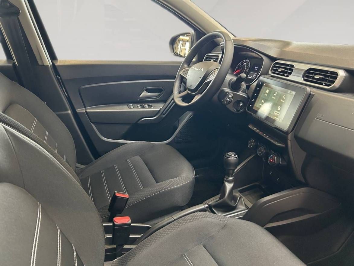 Fahrzeugabbildung Dacia DUSTER Expression TCe 130