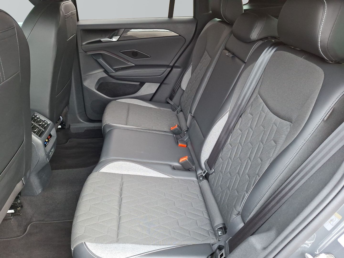 Tiguan 1.5 eTSI DSG Goal *AHK*MATRIX*KEYLESS*