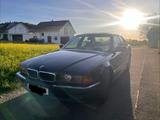 BMW 728iL A - - schwarze BMW 728