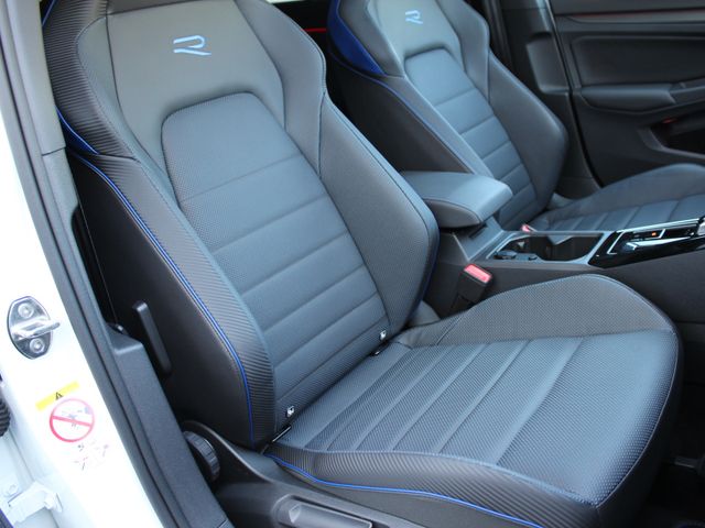 Golf VIII R Performance Leder*UPE 72.900,- EUR !