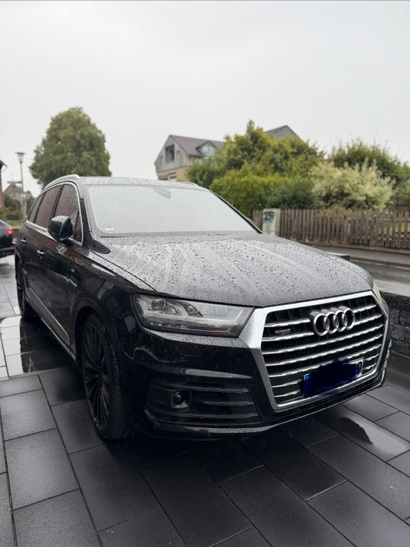 Image of Audi Q7