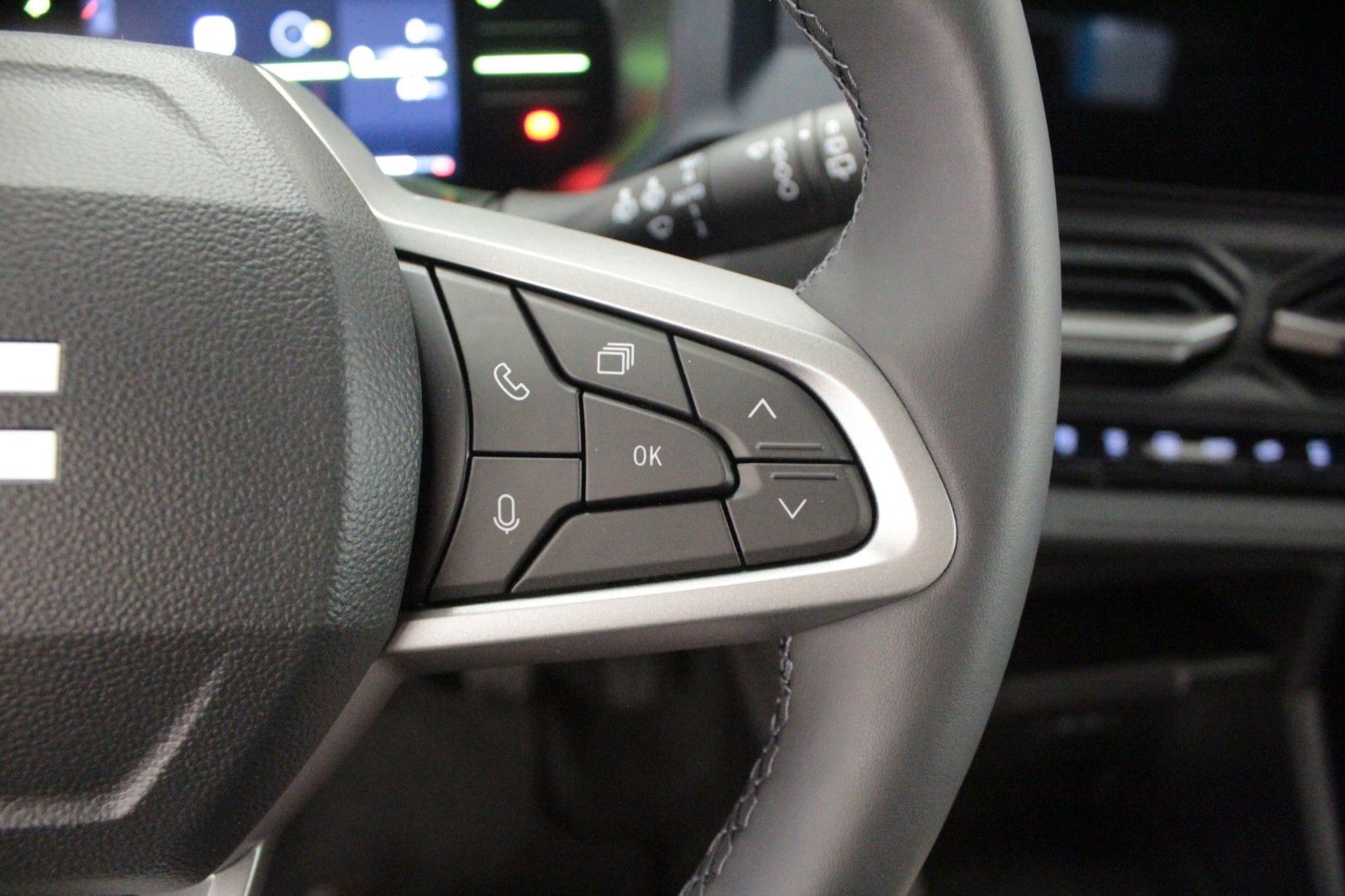 Fahrzeugabbildung Dacia Bigster hybrid 140 Expression   Winterpak.*City