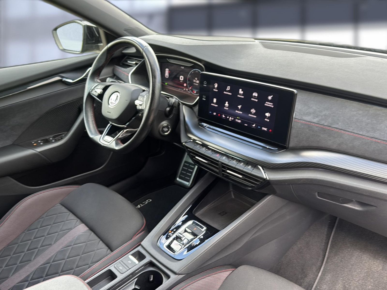 Fahrzeugabbildung SKODA Octavia Combi RS