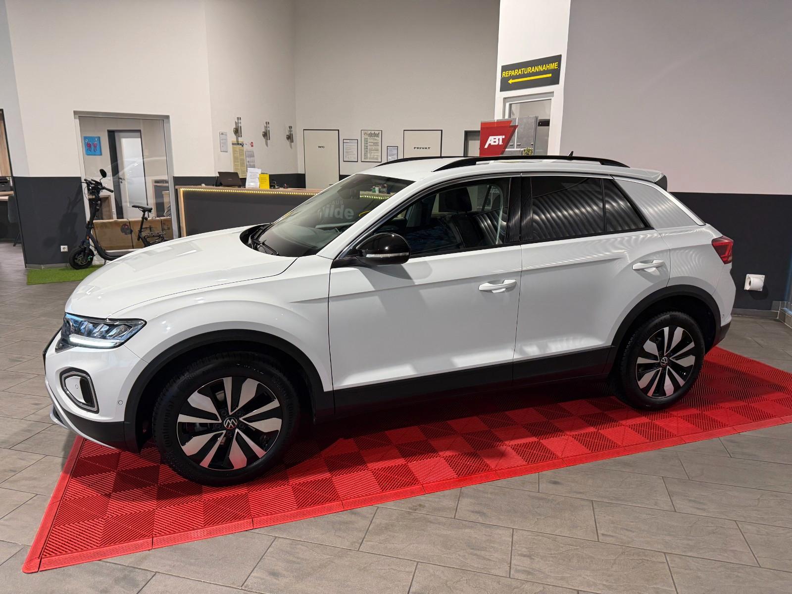 Volkswagen T-Roc Goal Navi ACC LED PDC Notbrems