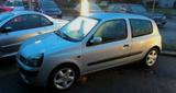 Renault Clio Renault - Renault Clio aus 2005 mit Diesel-Antrieb