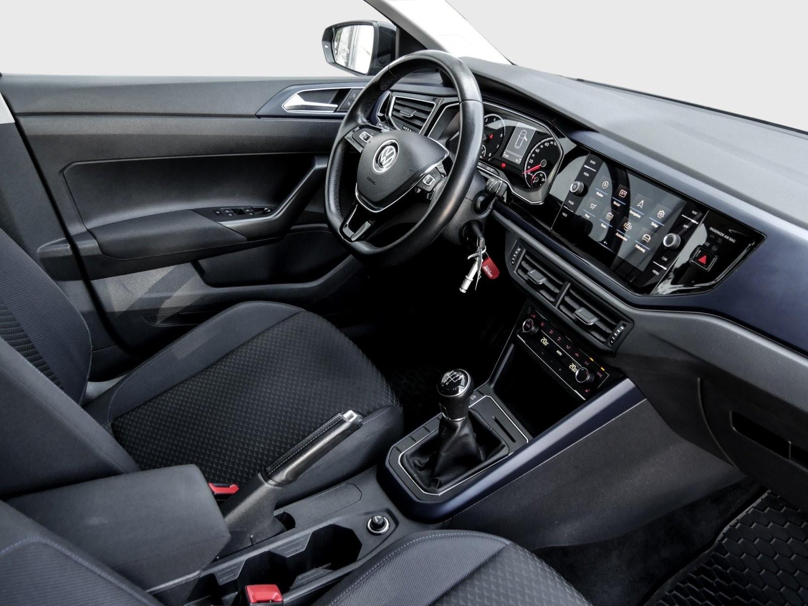Volkswagen Polo UNITED 1.0 TSI Navi  DAB+ Sitzh. Ganzj.reif
