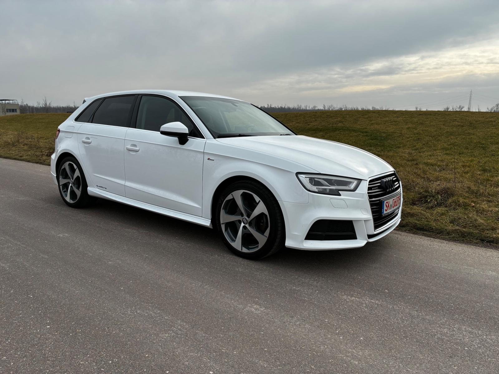 Audi A3 Sportback quattro*S-LINE*DSG*XENON*NAVI*