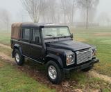 Land Rover Defender 110 Td4 CC SE 2,4 - blaue Land Rover Defender