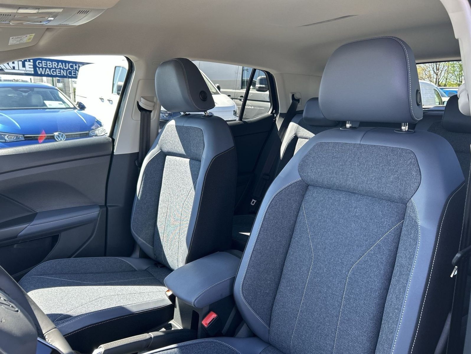 Volkswagen T-Cross - Bild 8