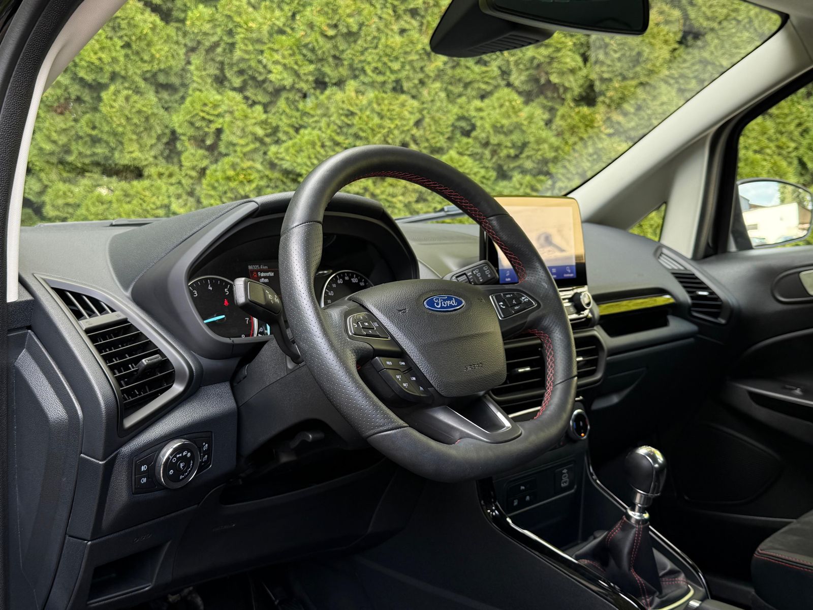 Fahrzeugabbildung Ford EcoSport 1.0EB ST-Line LED+NAV+SHZ+KAM+B&O+ALCAN