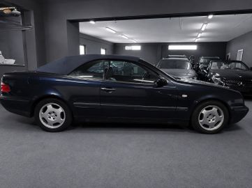 Mercedes CLK 230 - 4