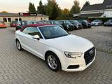 Audi A3 Cabriolet XENON-NAVI-AHK-STAND.HEIZ-CAR PLAY - Audi A3 mit Diesel-Antrieb: Cabrio, Automatik