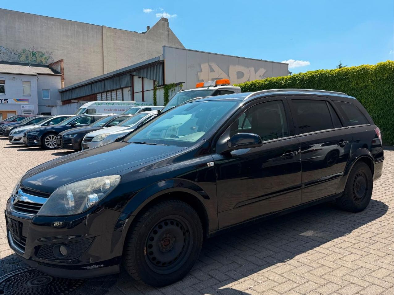 Opel Astra 2009 — photo 5