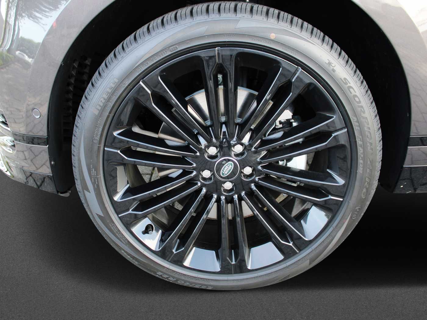 Fahrzeugabbildung Land Rover Range Rover Velar Diesel D300 Dynamic SE