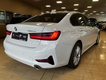 BMW 320 - 3