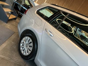 Volkswagen Golf VII Variant Trendline BMT *Navi*