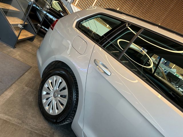 Volkswagen Golf VII Variant Trendline BMT *Navi*