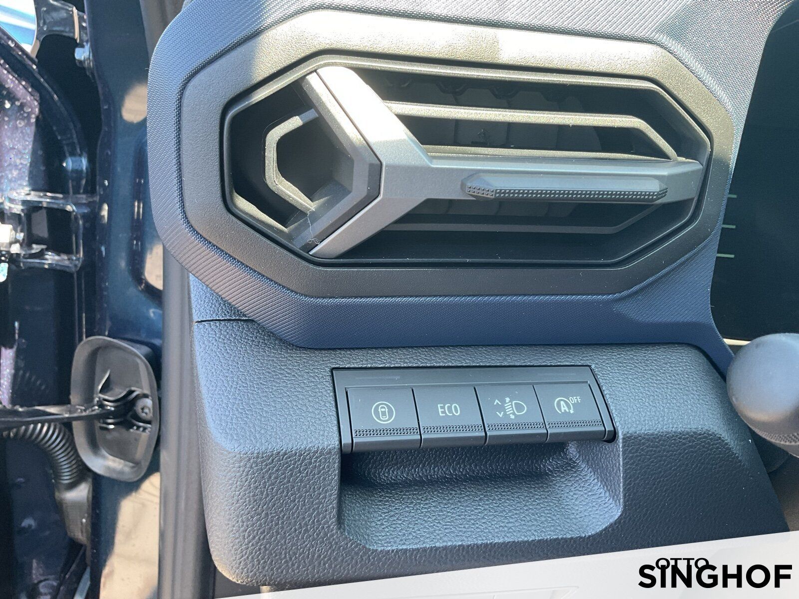 Fahrzeugabbildung Dacia Bigster Expression TCe 140