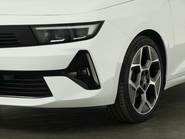 Astra L LIM. ULTIMATE AT+LED+SCHIEBEDACH+NAVI+36