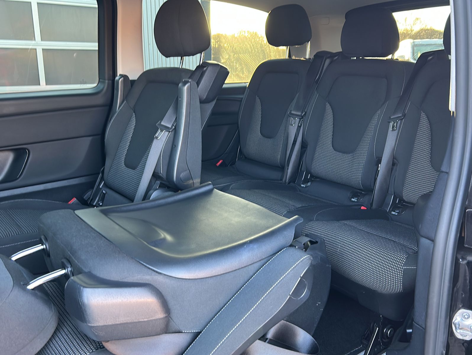 Fahrzeugabbildung Mercedes-Benz V 250 d lang 9G-TRONIC