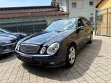 Mercedes-Benz E 220 CDI T CLASSIC - Mercedes-Benz E 220 aus 2005: Cdi