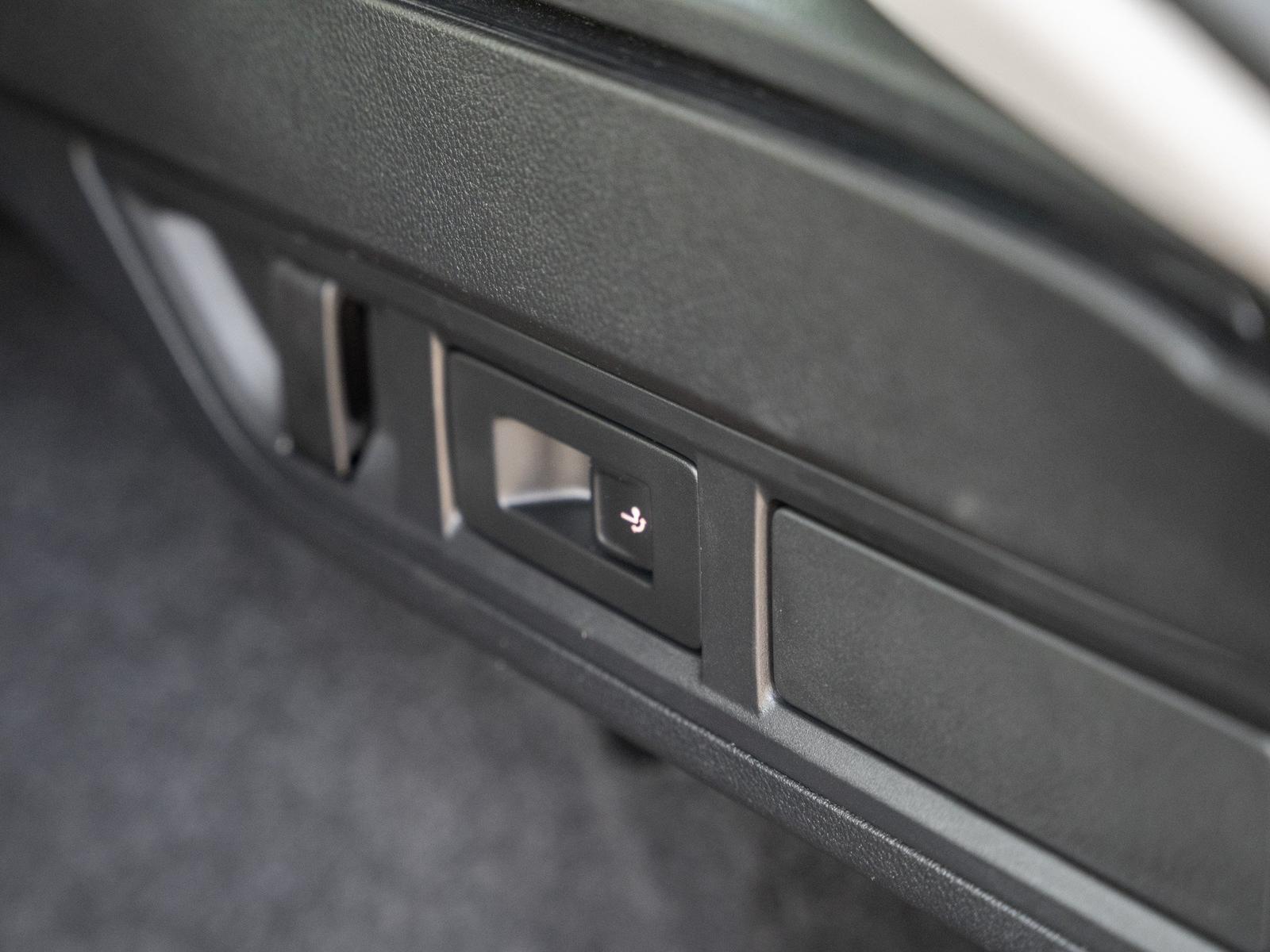 Skoda OCTAVIA C. AMBITION 1.0 TSI AHK Kam. Pano KlimaA