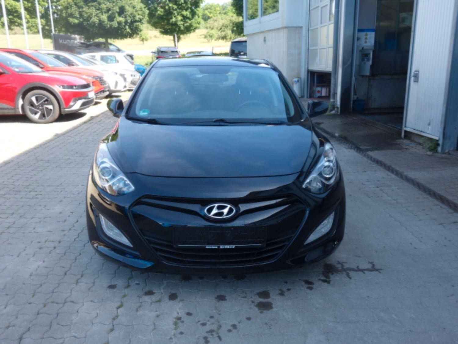 Hyundai i30 TÜV+INSP NEU*SITZH+LENKRAD HZG*KLIMA