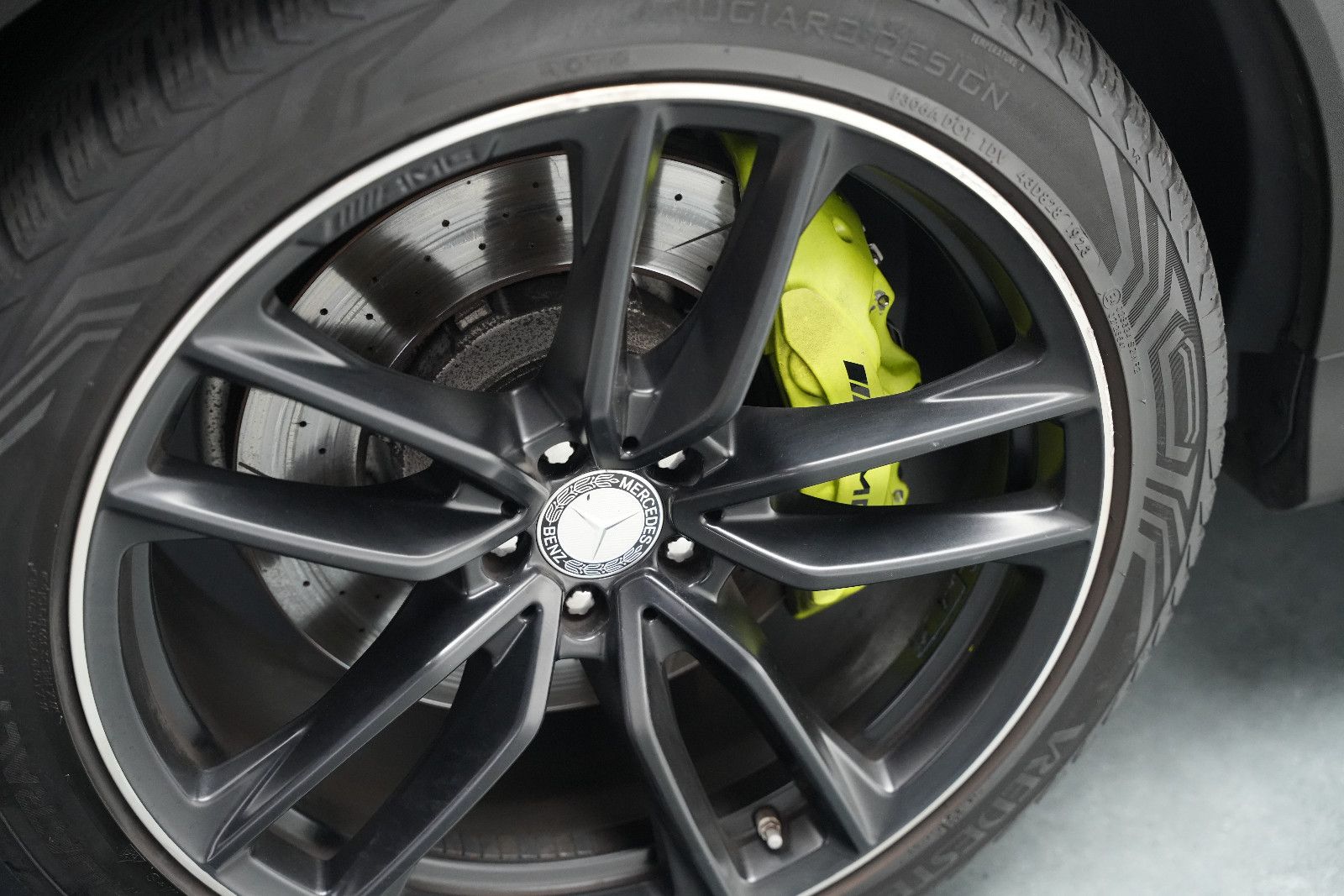 Fahrzeugabbildung Mercedes-Benz GLC 63 AMG Coupe/MBUX/Ambiente/Schiebedach/Kam/