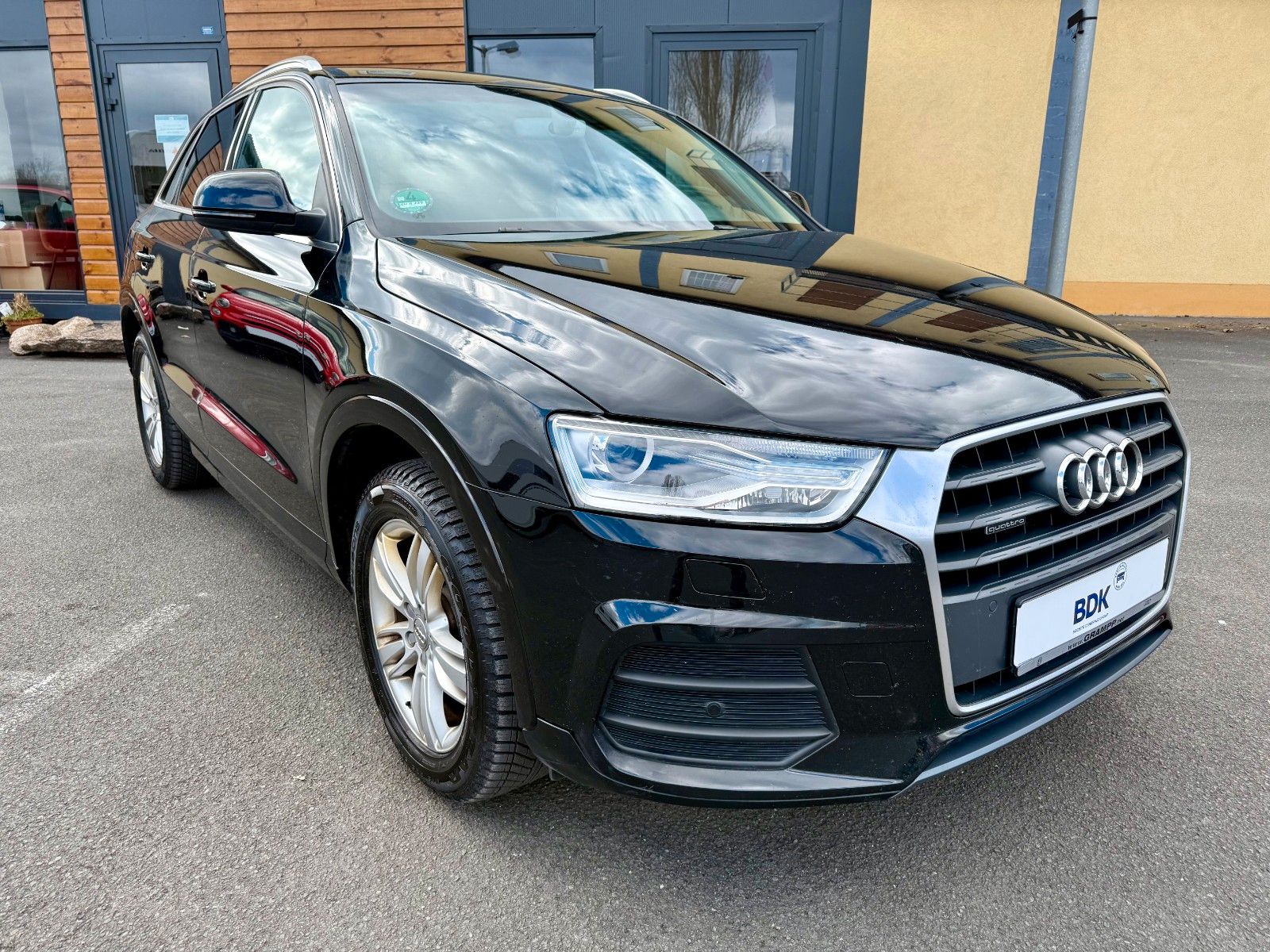 AUDI Q3 sport quattro°AHK°el. Heckklappe