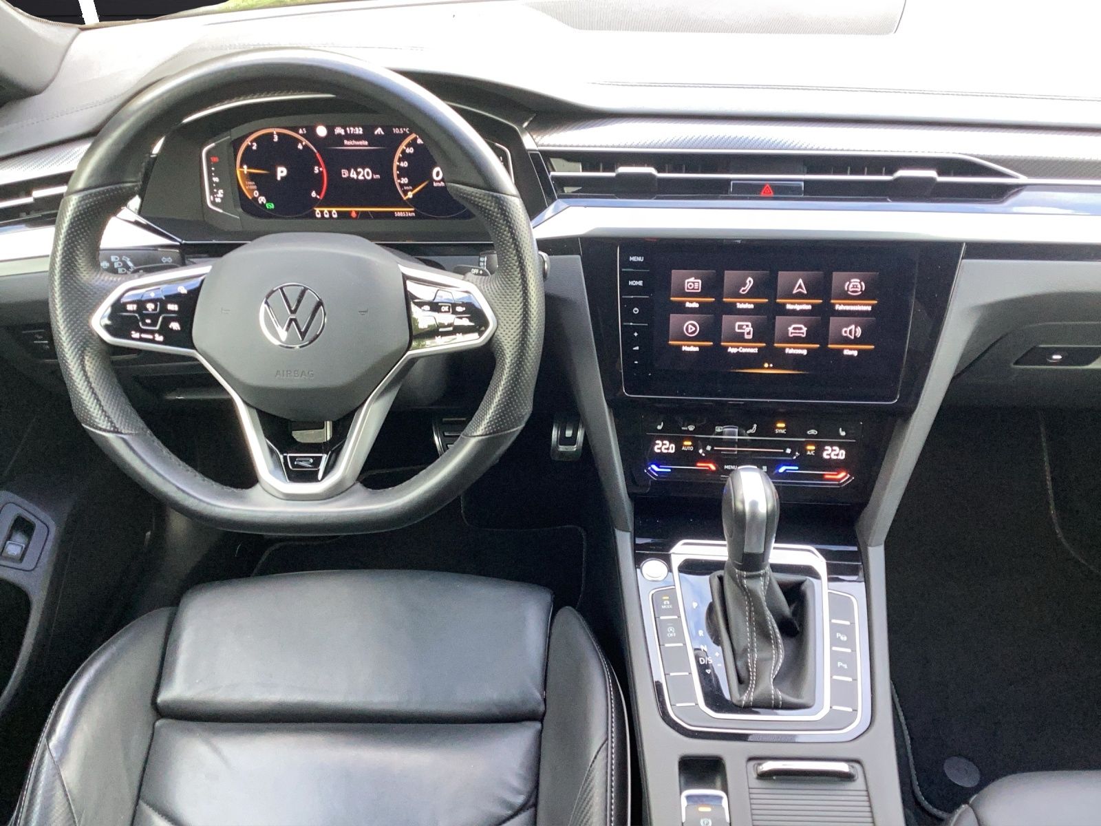 Fahrzeugabbildung Volkswagen Arteon Shooting Brake R-Line 4 IQ.Light Navi ACC