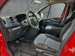 Fahrzeugabbildung Vivaro B Kombi Combi L1H1 2,7t 8-Sitze SHZ Rückf