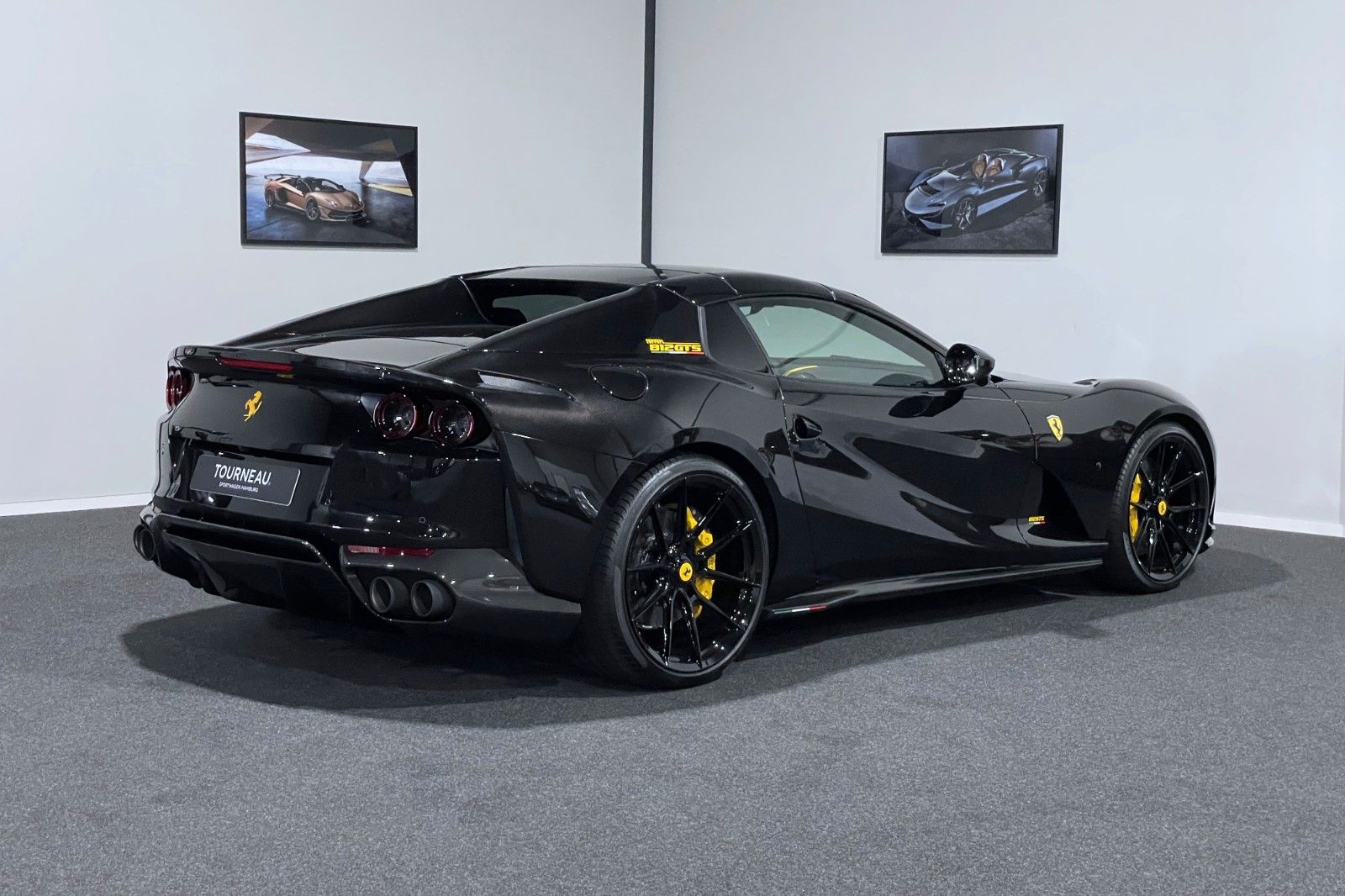 Fahrzeugabbildung Ferrari 812 GTS - FULL CARBON