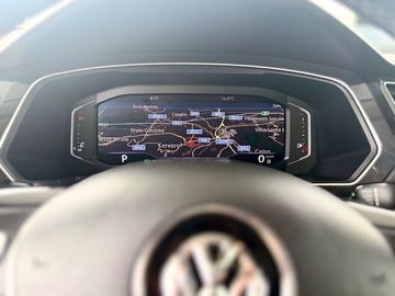Volkswagen Tiguan - 11