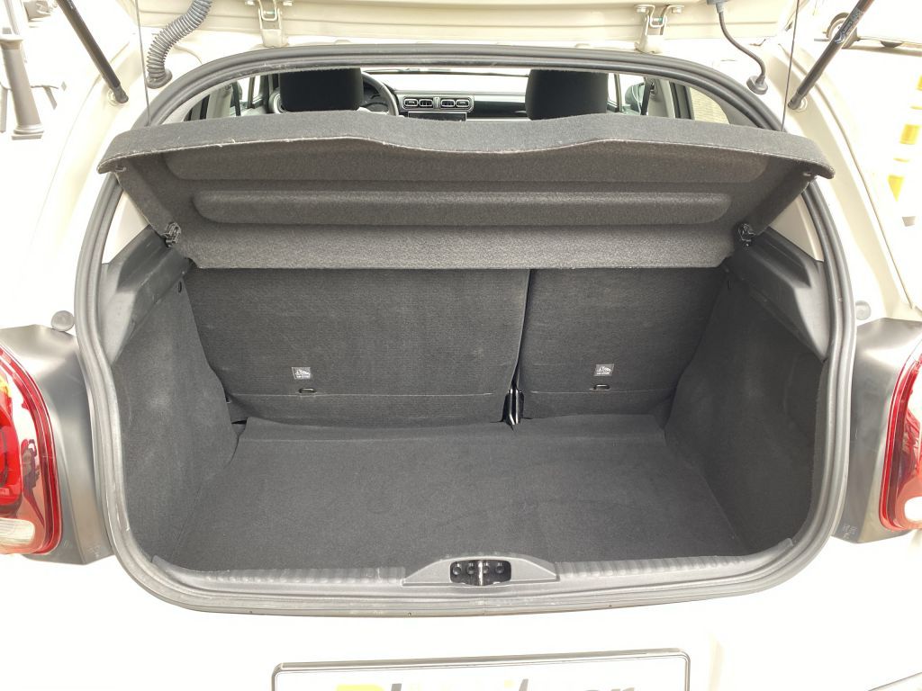 Fahrzeugabbildung Citroën C3 Pure Tech 110 S&S MAX *Navi*Rückf.k.*
