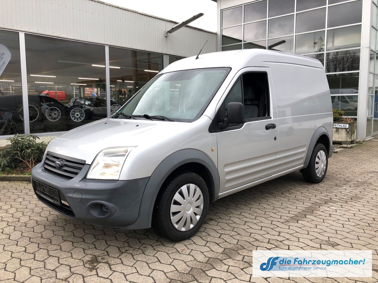 Fahrzeugabbildung Ford Transit Connect Kasten lang 1.8 TDCi DPF PDC Spr