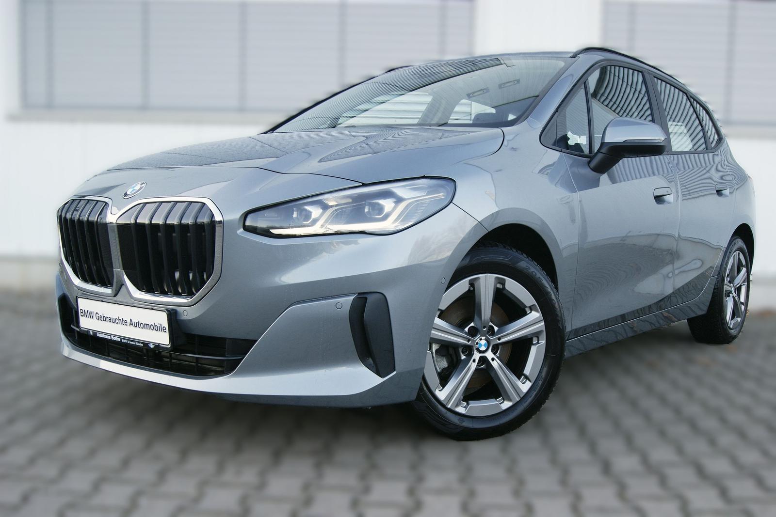 BMW 218i AUT*PREMIUM*PARKAS*SHZ*NAVI*KMZG*LED+