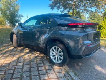 Toyota C-HR - 8
