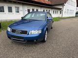 Audi A4 2.4 Avant - - Audi A4 aus 2002: Kombi