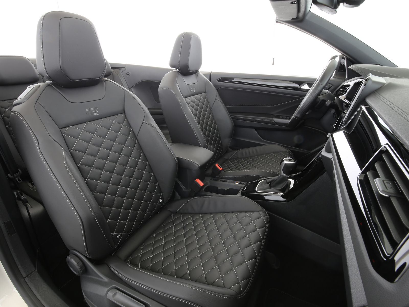 Volkswagen T-Roc - Bild 23