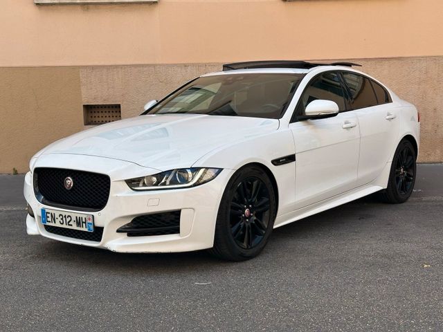 JAGUAR XE