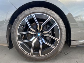BMW 740 - 11