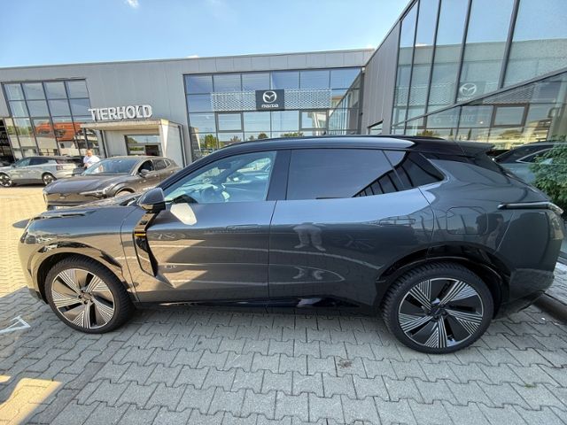 Lynk & Co 08