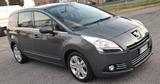 Peugeot 5008 1.6 HDi 112CV cambio robotizzato Te - Peugeot 5008 mit Halbautomatikschaltung