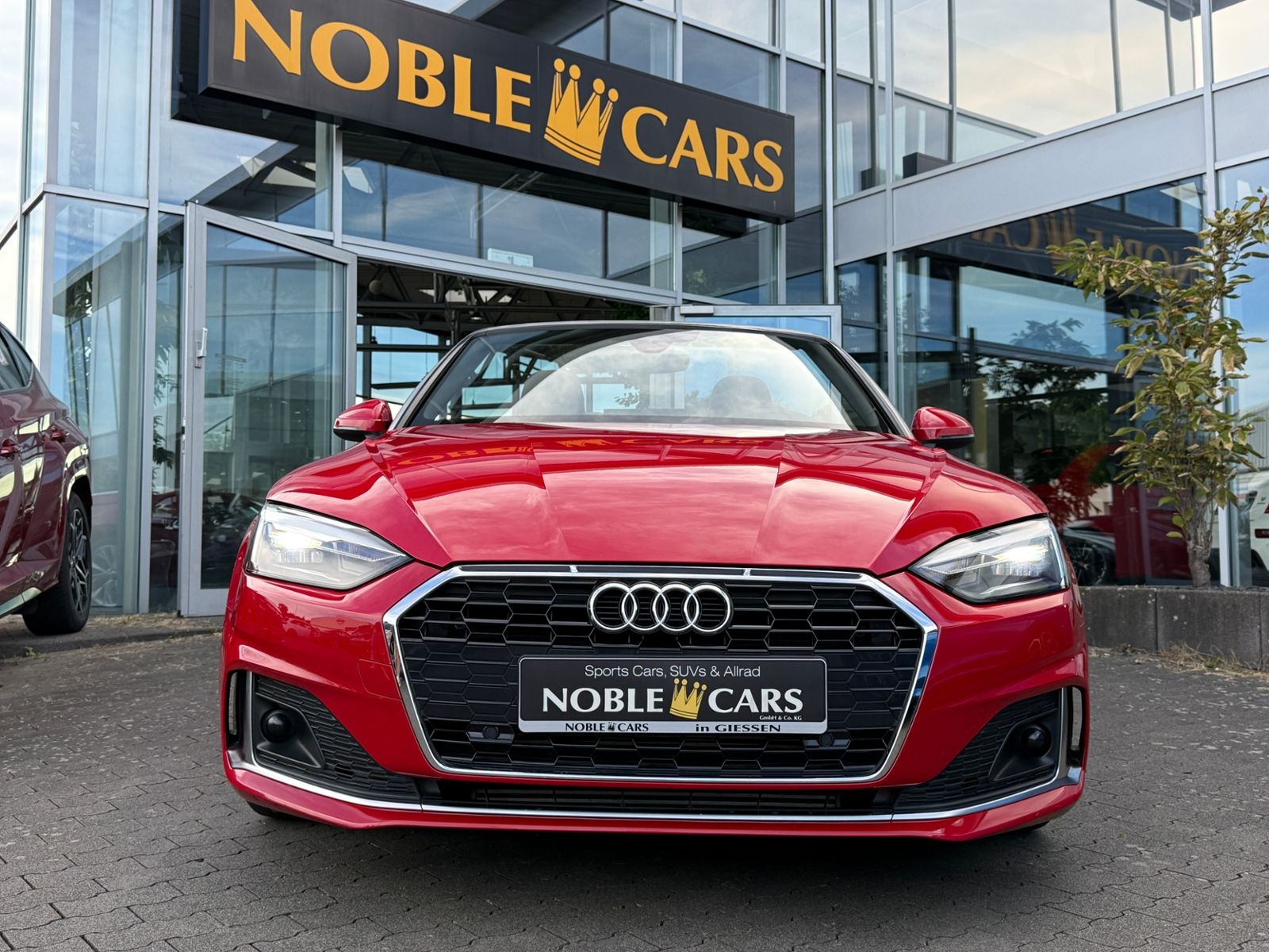Fahrzeugabbildung Audi A5 Cabrio advanced 40 TFSI S tronic NAVI LEDER